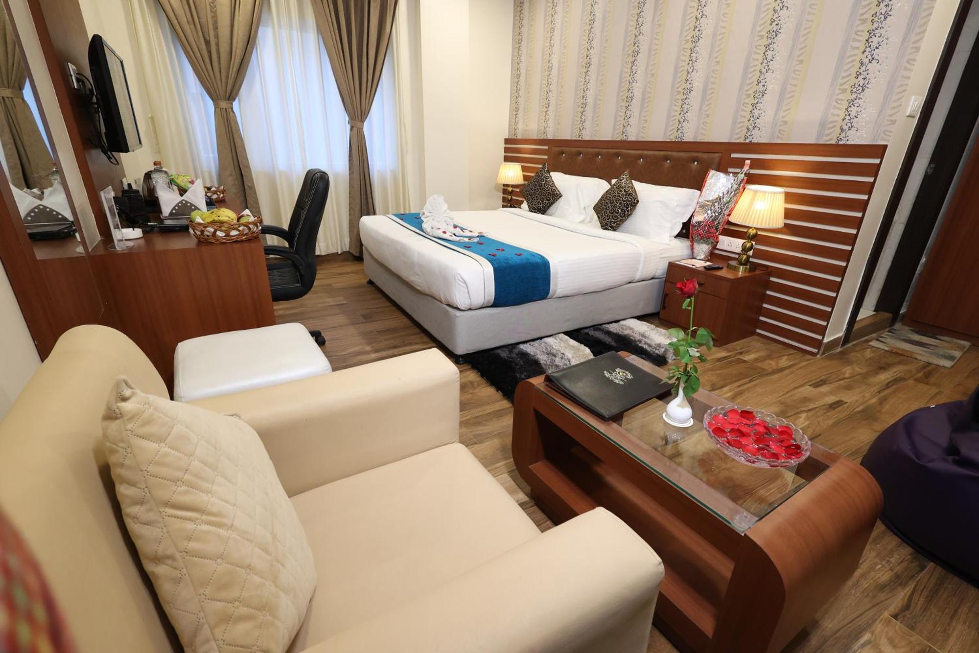 Hotel Sidh Vedantha Патна Экстерьер фото