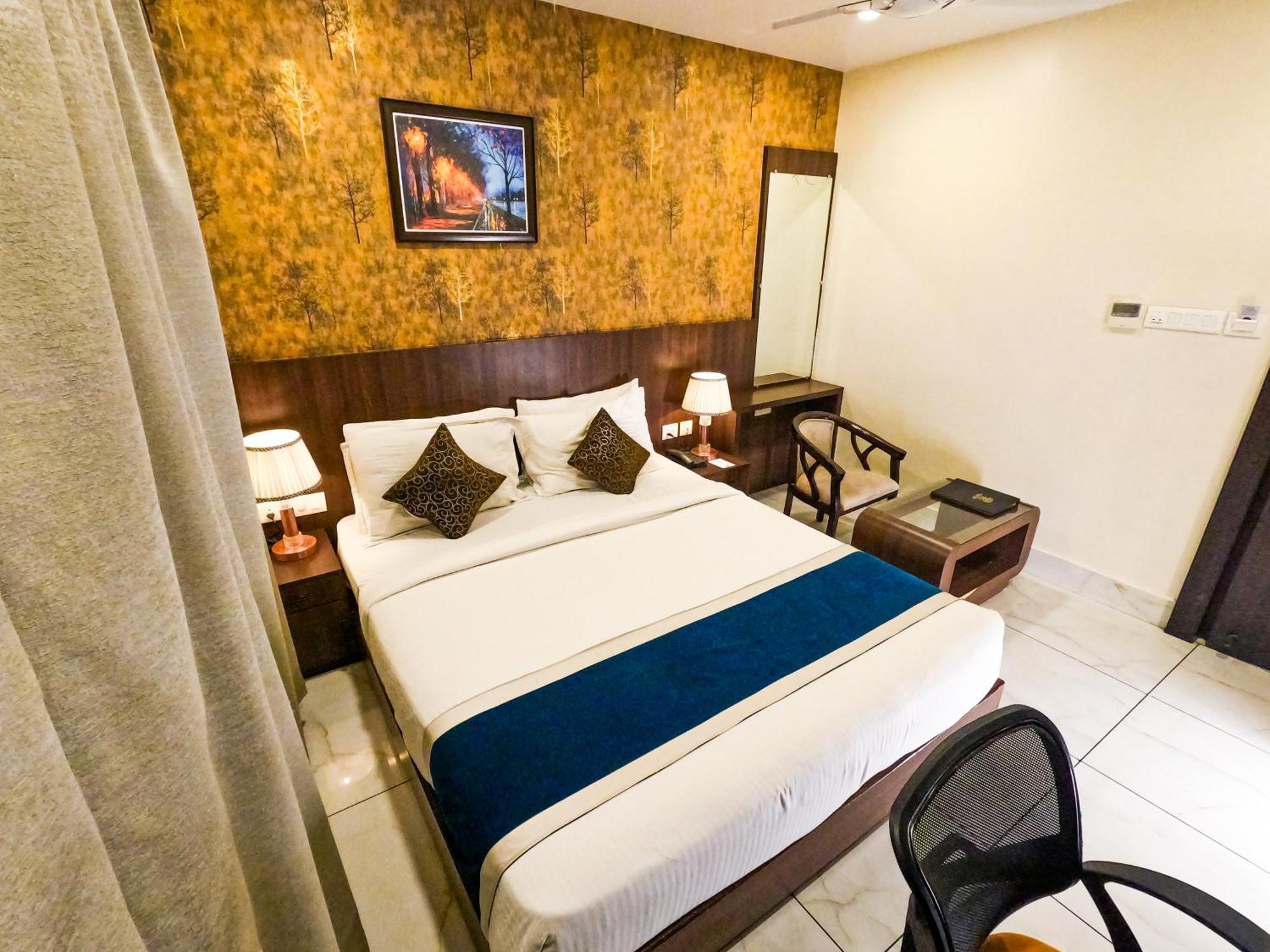 Hotel Sidh Vedantha Патна Экстерьер фото